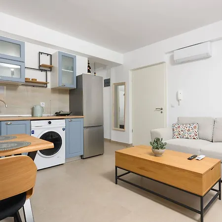 Paschalis 2 Apartament
